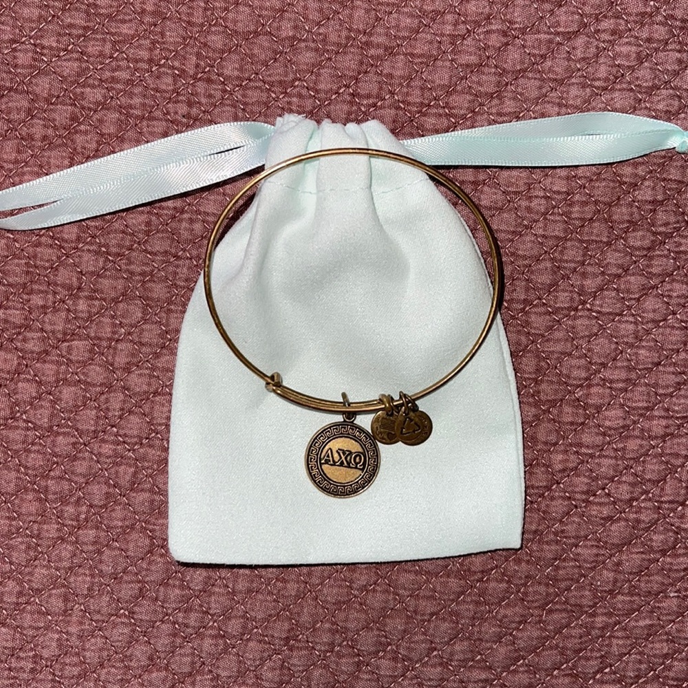 Alpha Chi Omega Alex and Ani